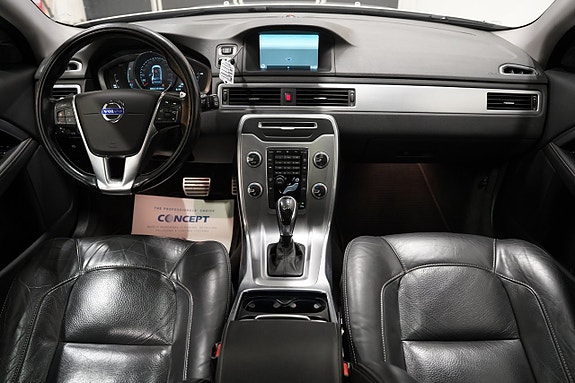 Volvo V70 11 of 23