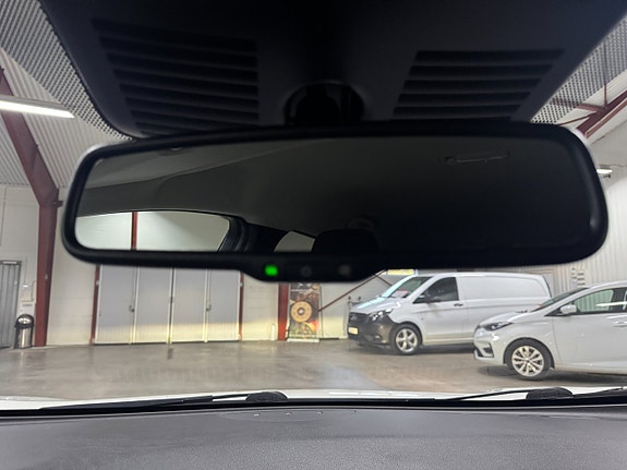 Nissan Leaf 22 of 25