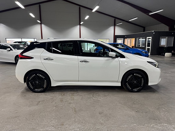 Nissan Leaf 6 of 25