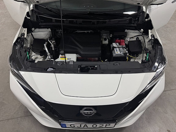 Nissan Leaf 11 of 25