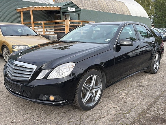 Mercedes-Benz E200 16 of 28