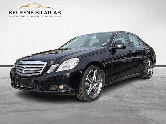 Mercedes-Benz E200 3 of 28
