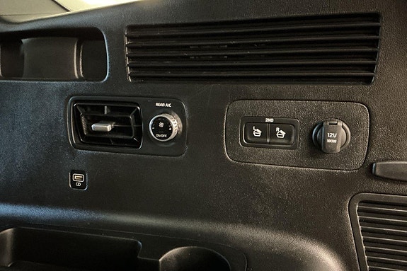 Kia Sorento 24 of 30