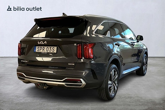 Kia Sorento 3 of 30