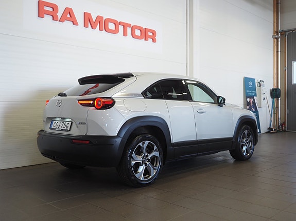 Mazda MX-30 5 of 26