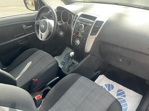 Kia Venga 7 of 10