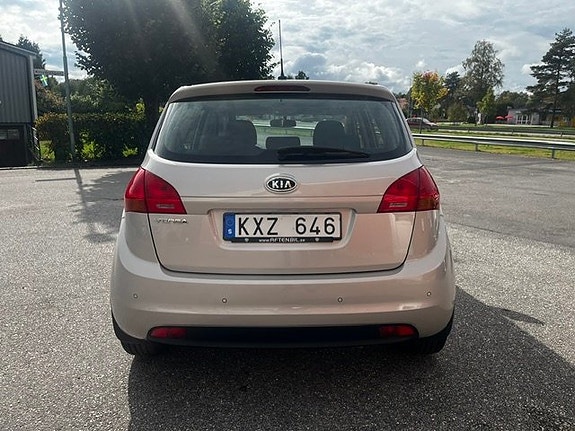 Kia Venga 6 of 10