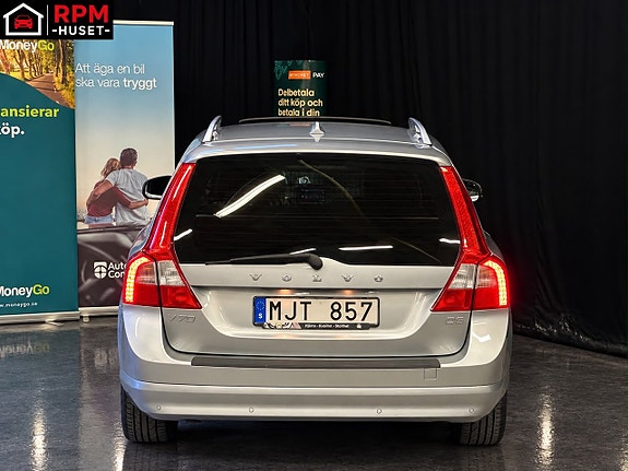Volvo V70 5 of 29