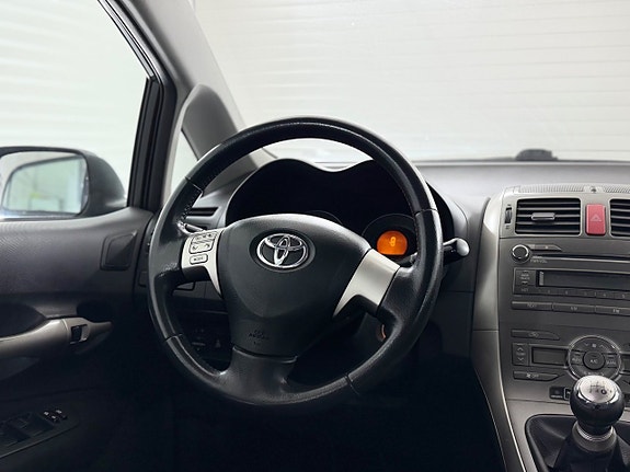 Toyota Auris 20 of 21