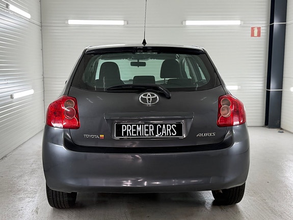 Toyota Auris 11 of 21