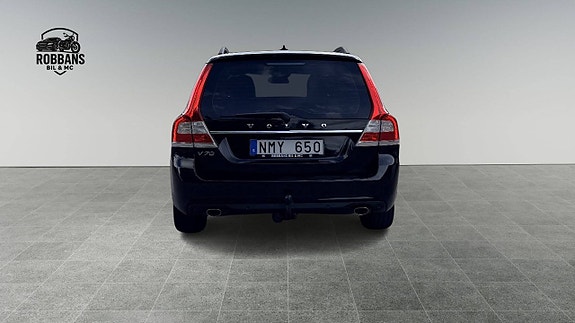 Volvo V70 6 of 19