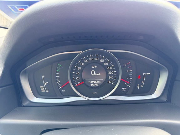 Volvo V70 14 of 19