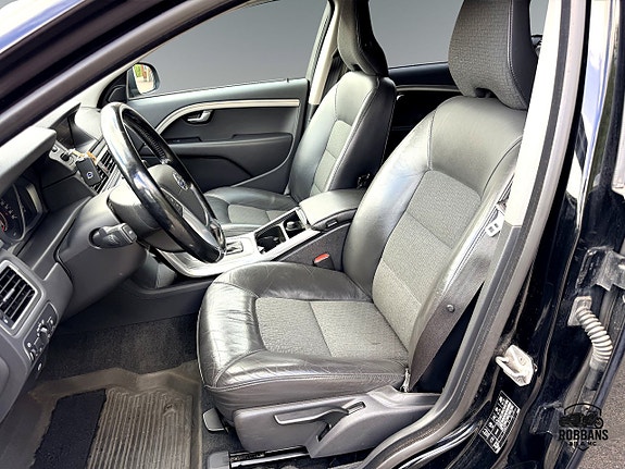 Volvo V70 10 of 19