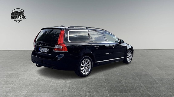 Volvo V70 5 of 19