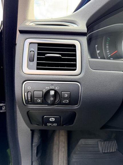Volvo V70 17 of 19