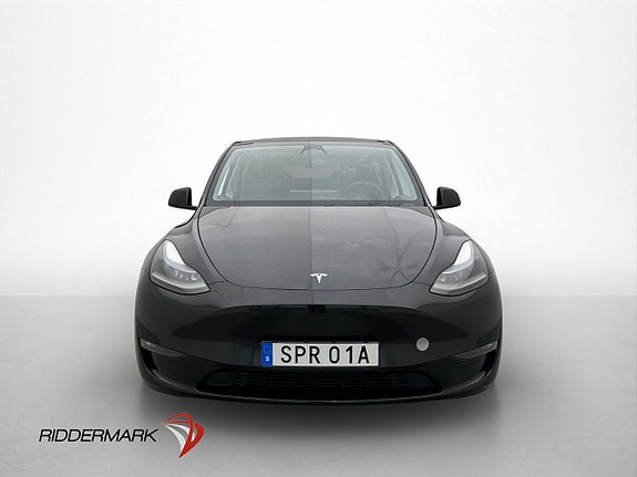 Tesla Model Y 4 of 30