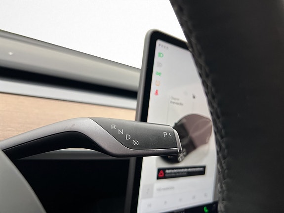 Tesla Model Y 30 of 30
