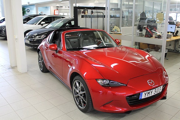Mazda MX-5 2 of 13