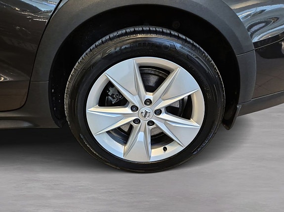 Volvo V60 Cross Country 10 of 11