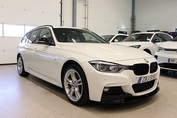 BMW 320d 2 of 29