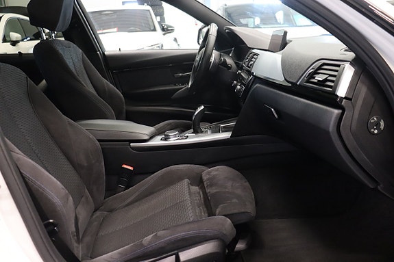 BMW 320d 9 of 29