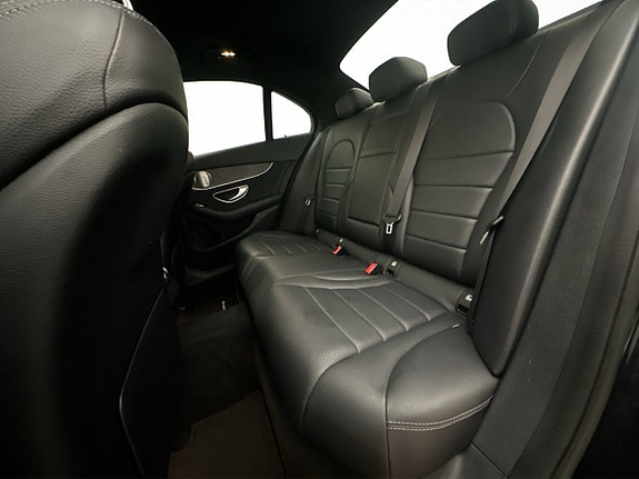 Mercedes-Benz C220 d 10 of 30