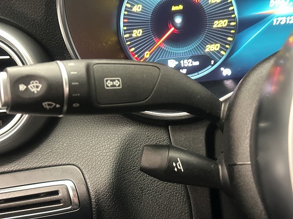 Mercedes-Benz C220 d 23 of 30
