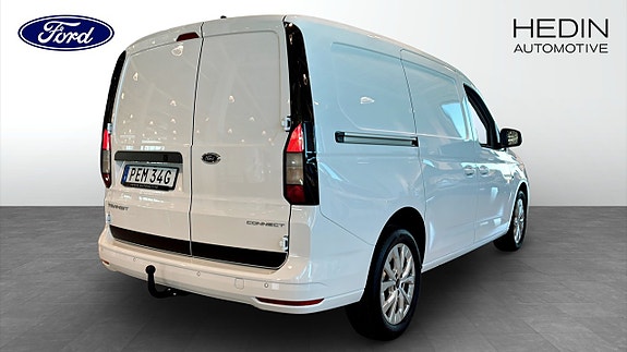 Ford Transit Connect 2 of 9