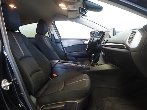 Mazda 3 10 of 26