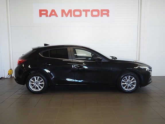 Mazda 3 4 of 26