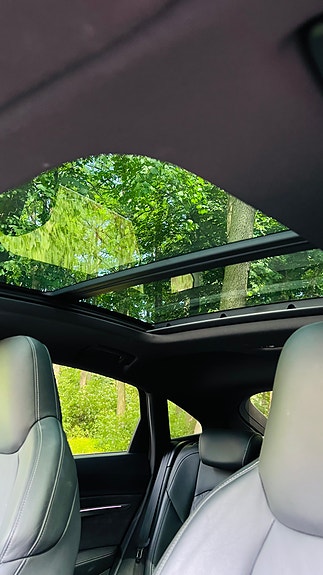 Audi e-tron 17 of 26