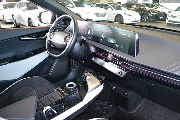 Kia EV6 10 of 12