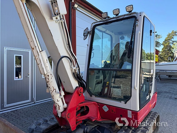 Grävmaskin Takeuchi TB250 9 of 27