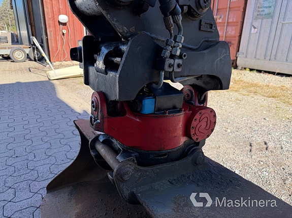 Grävmaskin Takeuchi TB250 26 of 27