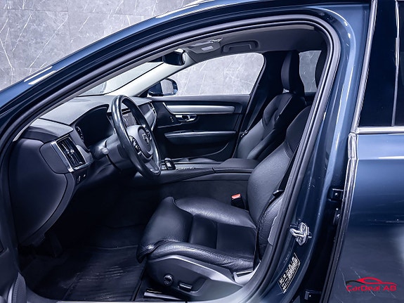 Volvo V90 10 of 30