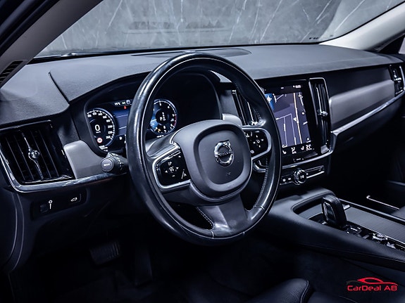 Volvo V90 12 of 30