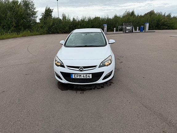Opel Astra 4 of 5