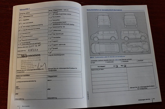 Volkswagen Caravelle 12 of 14