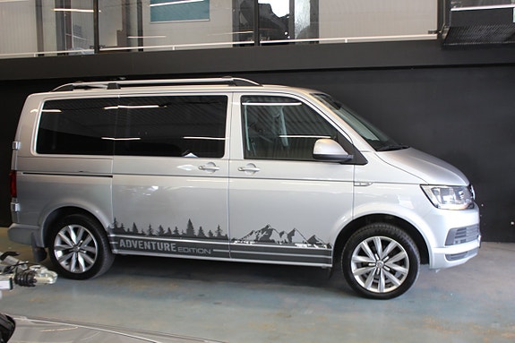 Volkswagen Caravelle 2 of 14