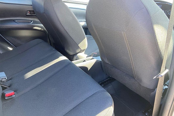 Toyota Aygo X 9 of 21