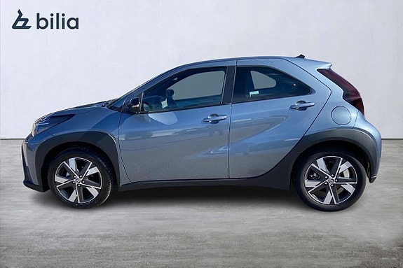 Toyota Aygo X 3 of 21