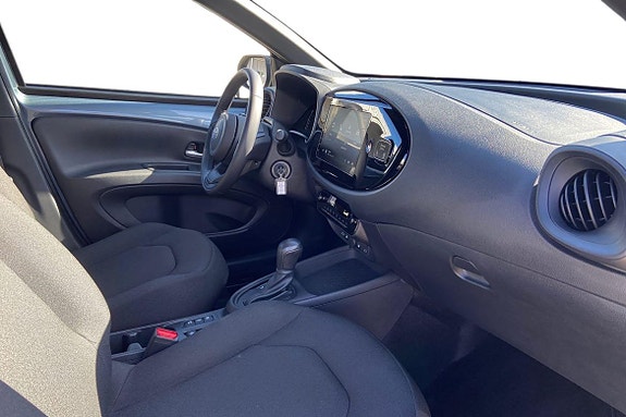 Toyota Aygo X 7 of 21