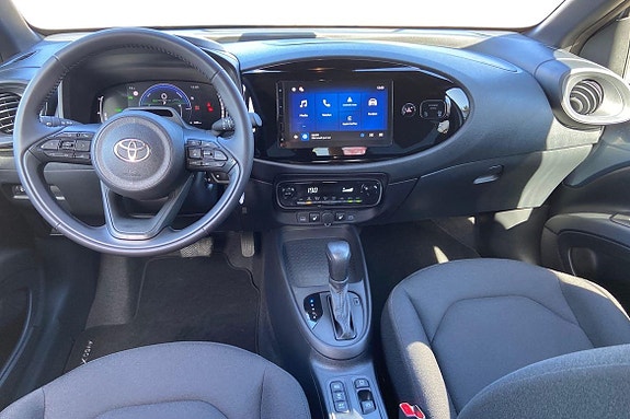Toyota Aygo X 10 of 21