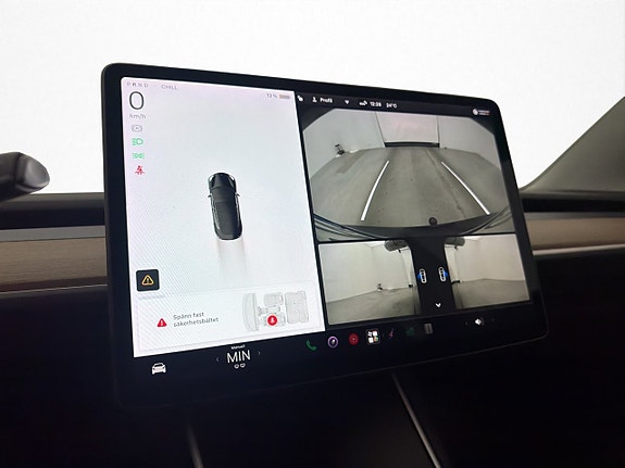 Tesla Model 3 19 of 30