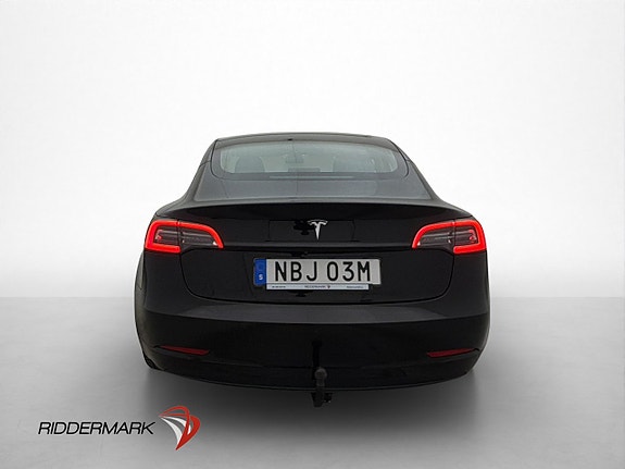 Tesla Model 3 8 of 30