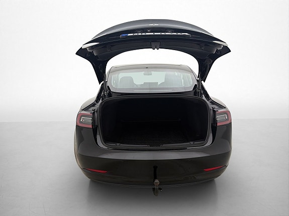 Tesla Model 3 30 of 30