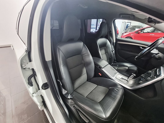 Volvo V70 20 of 30