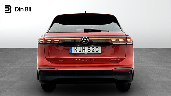 Volkswagen Tiguan 5 of 19
