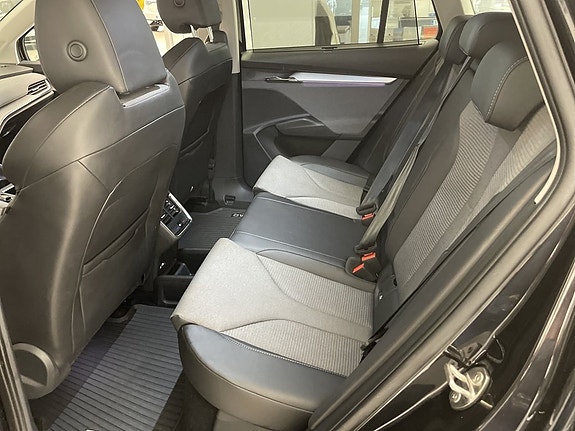 Skoda Enyaq 14 of 21
