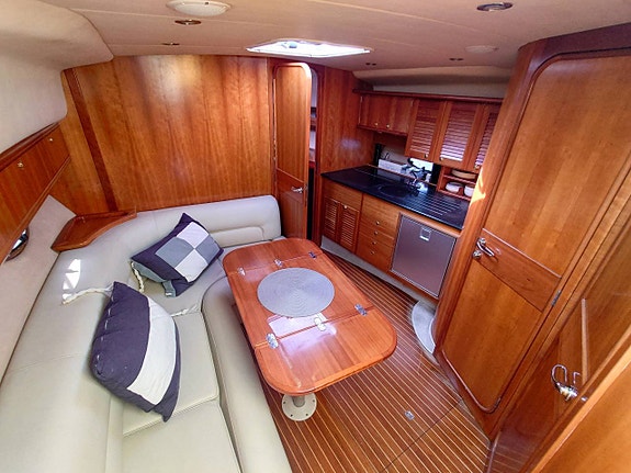 Windy 37 Grand Mistral | 2001 7 of 10